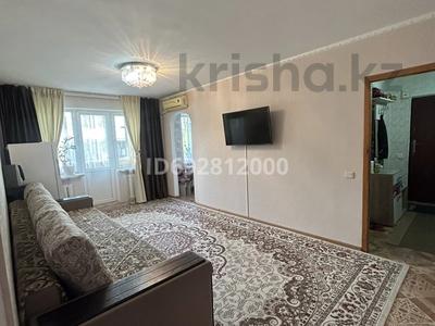 3-комнатная квартира, 60 м², 4/4 этаж, мкр №1 за 32 млн 〒 в Алматы, Ауэзовский р-н