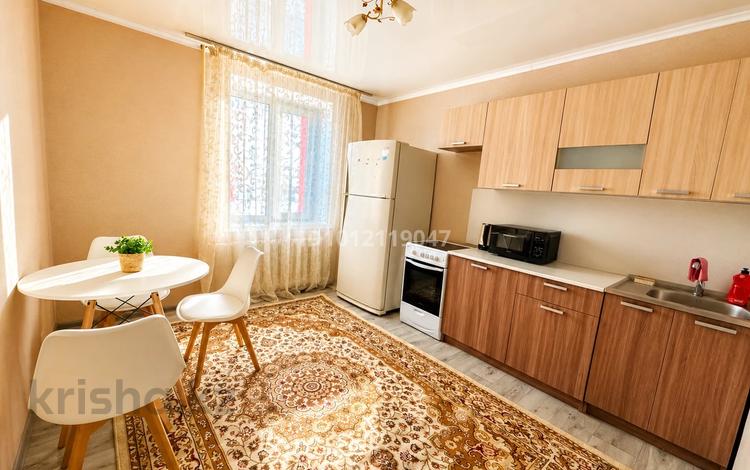 1-комнатная квартира · 36 м² · 3/9 этаж, ул. Шмидта 9/1 за 18 млн ₸ в Семее, Красный Кордон — фото 4