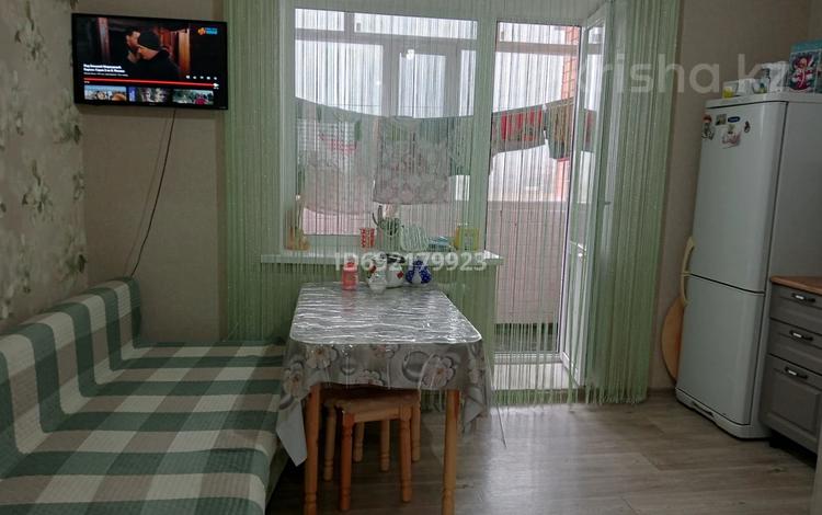 1-комнатная квартира, 45 м², 5/5 этаж, Назарбаева 3/2 — Жансаи за 14 млн 〒 в Кокшетау — фото 2