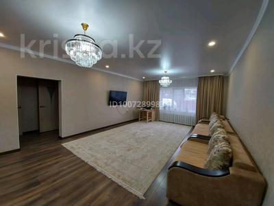 Отдельный дом · 5 комнат · 200 м² · 10 сот., Шапагат 16 за 55 млн 〒 в Усть-Каменогорске