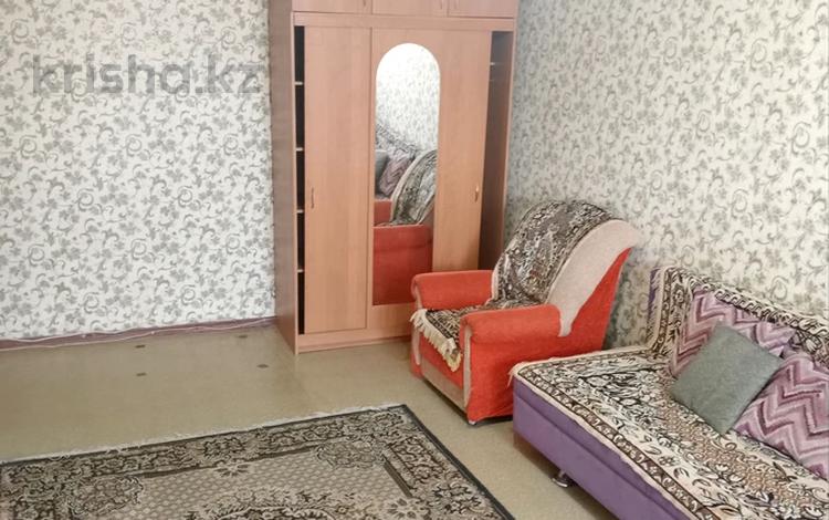 1-комнатная квартира · 32 м², 3 за 100 000 ₸ в Конаеве — фото 2