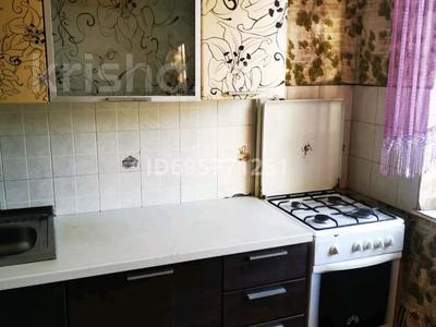 2-комнатная квартира · 45.2 м² · 4/5 этаж, Кердері 139 — Магазин Урал за 14 млн 〒 в Уральске, мкр Школьник