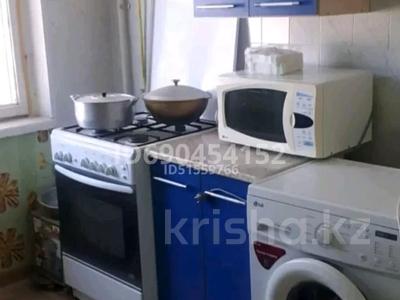 Продажа квартир в Мангистауской обл.: 2-комнатная квартира · 50 м² · 2/5 этаж, 12-й мкр 61 — Трк Актау за 14.5 млн 〒 2-комнатная квартира · 50 м² · 2/5 этаж, 12-й мкр 61 — Трк Актау за 14.5 млн 〒