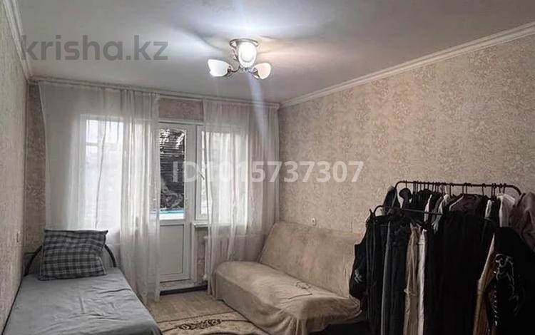 2 комнаты · 30 м² · 5/5 этаж, Аманжолова 125/1 за 50 000 ₸ в Уральске, мкр Школьник — фото 2