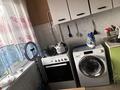 2 комнаты · 30 м² · 5/5 этаж, Аманжолова 125/1 за 50 000 ₸ в Уральске, мкр Школьник — фото 3