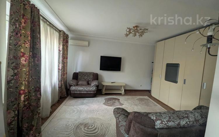 1-комнатная квартира · 36 м² · 3/4 этаж, Тулебаева 174 — Шевченко за 330 000 ₸ в Алматы, Медеуский р-н — фото 3