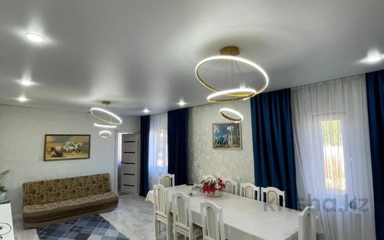 Отдельный дом · 4 комнаты · 183 м², Курмангалиева 29 за 23 млн ₸ в Жаик-2 — фото 12