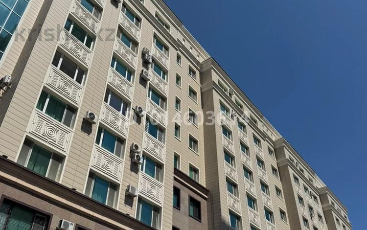 3-комнатная квартира · 84 м² · 5/14 этаж, Мангилик Ел 24 за 500 000 ₸ в Астане, Есильский р-н — фото 2