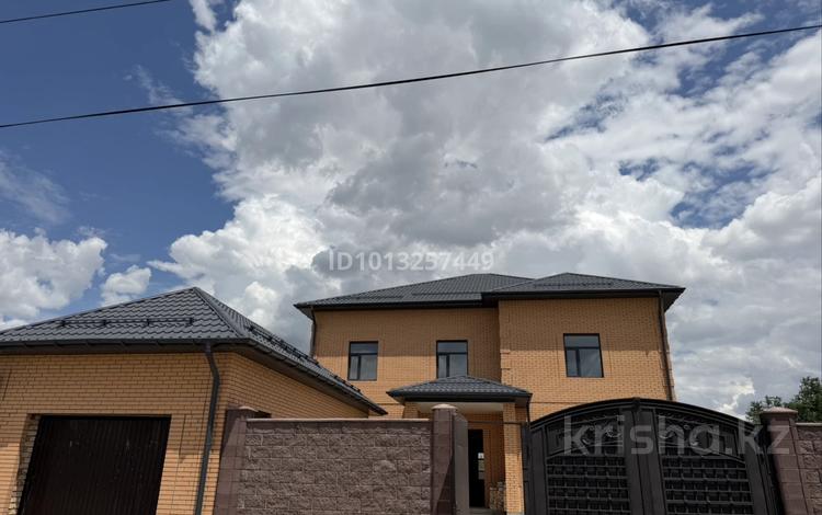 Жеке үй · 8 бөлме · 340 м² · 6.2 жүзд., Хангельдина 41, бағасы: 70 млн ₸ в  — фото 2