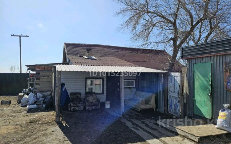 Отдельный дом · 3 комнаты · 100 м² · 20 сот., С. Кеменгер, станция Красноармейка, ул. Сарсекеева 18 за 5.5 млн ₸ в Павлодаре — фото 2