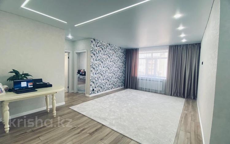 3-комнатная квартира · 86.3 м² · 2/4 этаж, Кызылжарская 3 за 41.7 млн 〒 в Уральске — фото 2