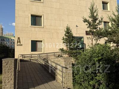 Медцентры и аптеки · 100 м² за 250 млн 〒 в Астане, Нура р-н