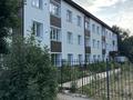 Свободное назначение, офисы, магазины и бутики, салоны красоты, фитнес и спорт, медцентры и аптеки, образование, конференц-залы, кабинеты и рабочие места, студии · 1000 м² за 4 млн ₸ в Уральске — фото 2