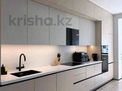 4-комнатная квартира · 176 м² · 12/13 этаж, мкр Самал-2 1а за 210 млн ₸ в Алматы, Медеуский р-н