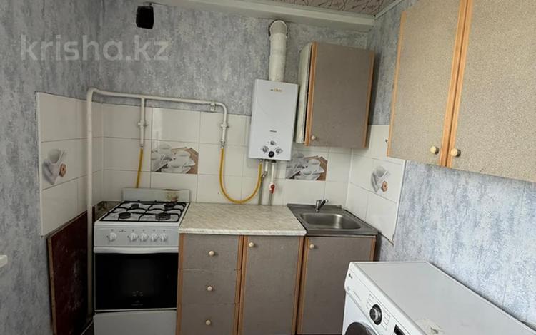 2-комнатная квартира · 37 м² · 5/5 этаж, Жаманкулова за 8 млн ₸ в Актобе, мкр Москва — фото 2
