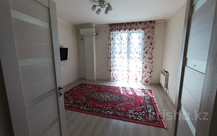 2-комнатная квартира · 56 м² · 5/9 этаж, мкр Нурсат 2, Аргынбекова за 180 000 ₸ в Шымкенте, Каратауский р-н — фото 2