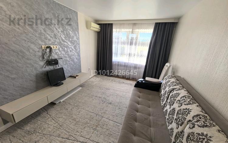 1-комнатная квартира · 37.6 м² · 4/5 этаж, мкр 8, Санкибай батыра 159к1 — Сзади бани люкс за 12.5 млн ₸ в Актобе — фото 2