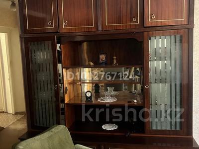 3-комнатная квартира · 56 м² · 1/3 этаж, 72 квартал 17 за 15.5 млн 〒 в Семее