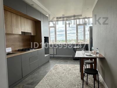 2-комнатная квартира · 70 м², Абая 244 за 16 000 ₸ в Уральске