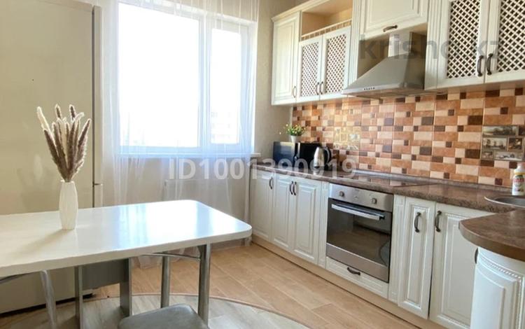 1-комнатная квартира · 47 м² · 14/14 этаж, Мангилик ел 17 — Алматы за 10 000 ₸ в Астане, Есильский р-н — фото 2
