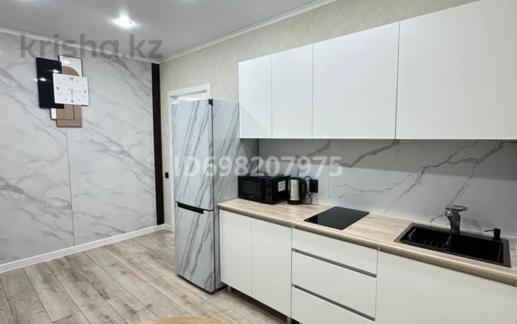 1-комнатная квартира · 40 м² · 5/5 этаж, Акадeмическая 9/10 — Находится возле коопера за 150 000 〒 в Караганде, Казыбек би р-н — фото 2