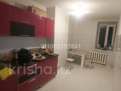 4-комнатная квартира · 87 м² · 5/5 этаж, мкр Михайловка , Академическая 9/2 — Карагандинский университет казпотребсоюза за 180 000 ₸ в Караганде, Казыбек би р-н