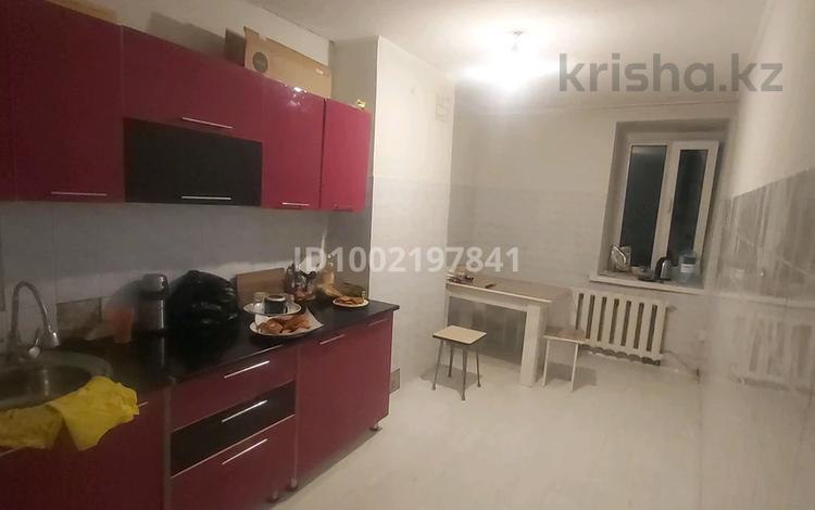 4-комнатная квартира · 87 м² · 5/5 этаж, мкр Михайловка , Академическая 9/2 — Карагандинский университет казпотребсоюза за 180 000 ₸ в Караганде, Казыбек би р-н — фото 7