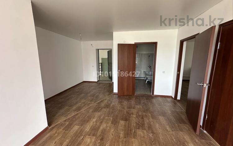 3-комнатная квартира · 102 м² · 3/3 этаж, Жарқын за 25 млн ₸ в Подстепном — фото 2