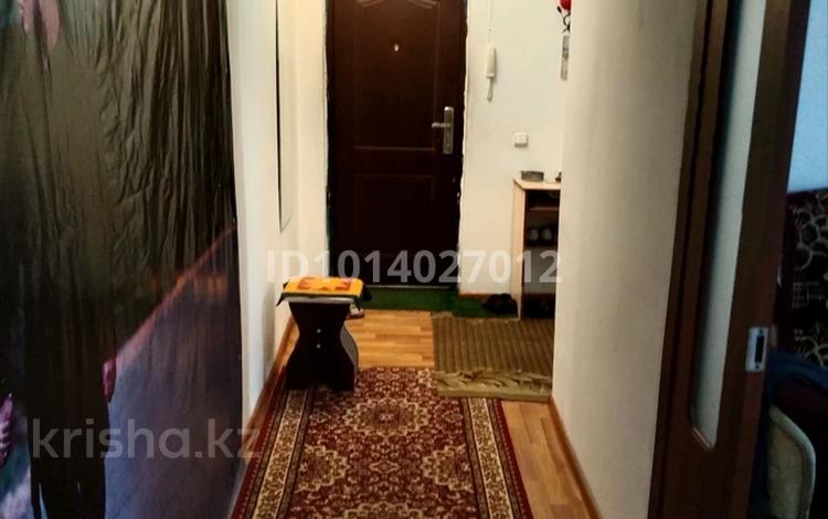 2-бөлмелі пәтер · 64 м² · 1/5 қабат, 6-мирорайон 11, бағасы: 15 млн ₸ в Риддере — фото 2