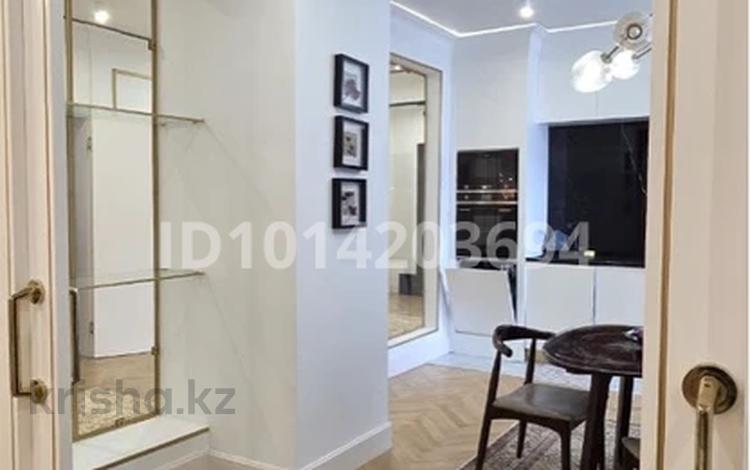 4-бөлмелі пәтер · 235 м² · 5/7 қабат, Мәңгілік Ел 29, бағасы: 235 млн ₸ в Астане, Есильский р-н — фото 2