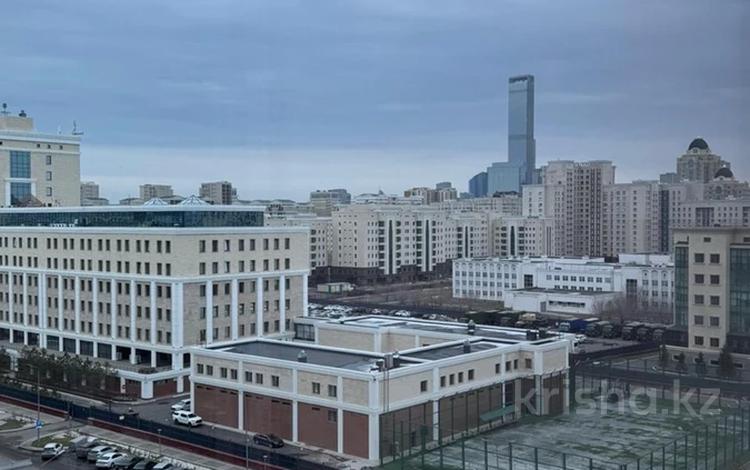 3-комнатная квартира · 90 м² · 9/10 этаж, Алихан Бокейхан 13 — Триумфальная арка за 54.5 млн ₸ в Астане, Есильский р-н — фото 2