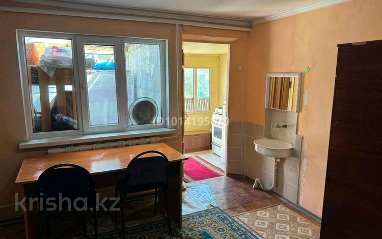 1 бөлме · 20 м² · 1/1 қабат, Алғабас ш/а., Самал 1–33, бағасы: 60 000 ₸ в Алматы, Алатауский р-н — фото 2