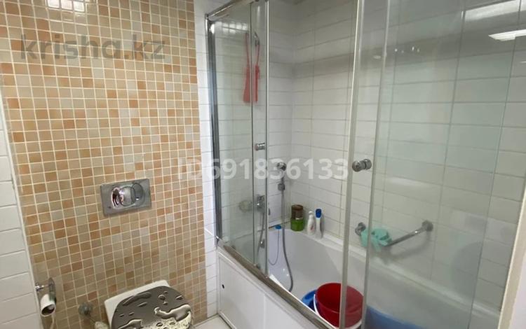 2-бөлмелі пәтер · 65.8 м² · 12/16 қабат, мкр Аккент, мкр. Аккент 57, бағасы: 40.2 млн ₸ в Алматы, Алатауский р-н — фото 9