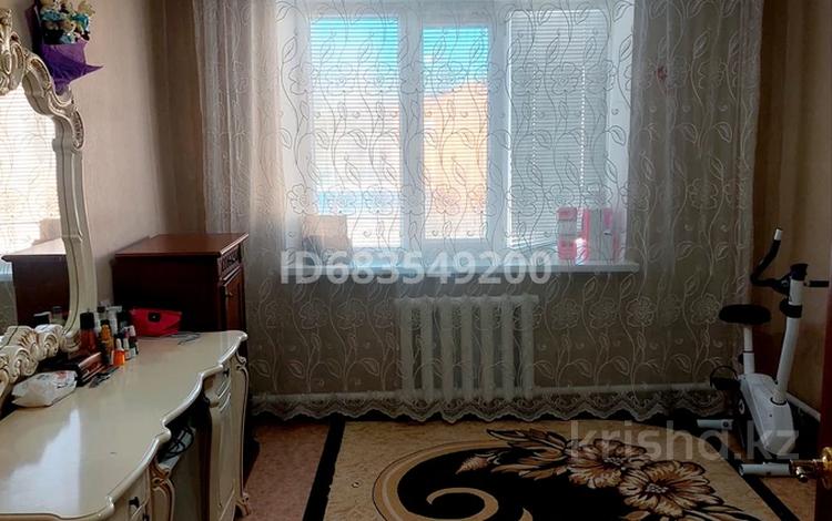 3-бөлмелі пәтер · 75 м² · 2/2 қабат, Аккулова 8 — Геолог, бағасы: 15 млн ₸ в Атырау — фото 18