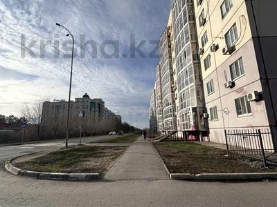 2-комнатная квартира · 85 м² · 9/10 этаж, мкр Кадыра Мырза-Али 30/2 — Площадь Кадырмырзали , трк Азия Молл, басссеин за 27 млн ₸ в Уральске