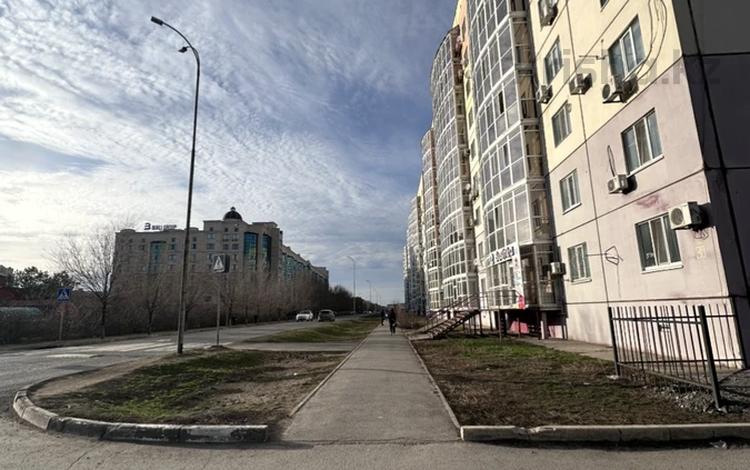 2-комнатная квартира · 85 м² · 9/10 этаж, мкр Кадыра Мырза-Али 30/2 — Площадь Кадырмырзали , трк Азия Молл, басссеин за 27 млн ₸ в Уральске — фото 34