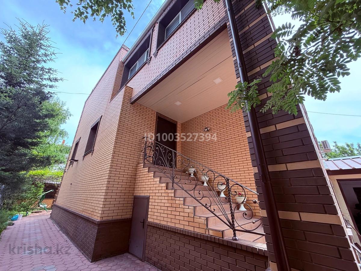 Отдельный дом · 5 комнат · 250 м² · 4 сот.