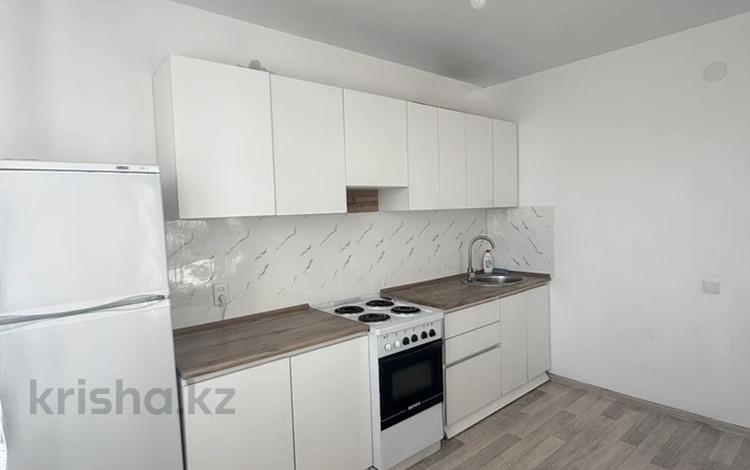 1-комнатная квартира · 37.3 м² · 4/5 этаж, Есенберлина 31/4 за 16.5 млн ₸ в Усть-Каменогорске — фото 2