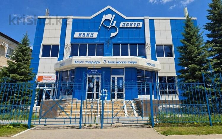 Свободное назначение, офисы, магазины и бутики, склады · 928.3 м² за 450 млн ₸ в Костанае — фото 2