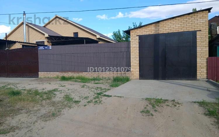 Жеке үй · 3 бөлме · 138 м² · 6 жүзд., Байсеитова 136, бағасы: 63 млн ₸ в Семее — фото 2