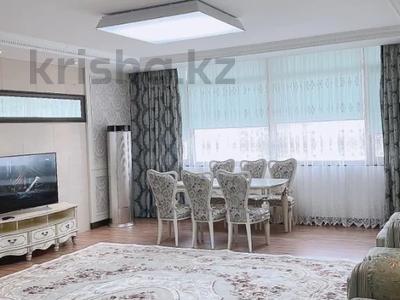 2-комнатная квартира, 80 м² помесячно, Байтурсынова 1 за 250 000 〒 в Астане, Алматы р-н