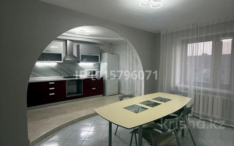 3-комнатная квартира · 118.2 м² · 5/5 этаж, Пушкина 140/1 — Чехова за 39.9 млн ₸ в Костанае — фото 2