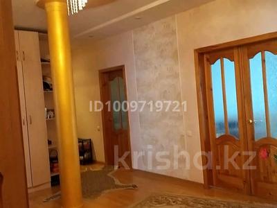 4-бөлмелі пәтер · 106 м² · 3/3 қабат, мкр 11 86 — ТД Нектар, бағасы: 42 млн ₸ в Актобе