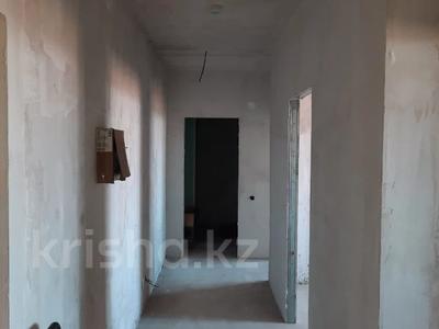 Продажа квартир в Алматинской обл.: 2-комнатная квартира · 58.1 м² · 7/12 этаж, Кошкарбаева за 26 млн 〒 2-комнатная квартира · 58.1 м² · 7/12 этаж, Кошкарбаева за 26 млн 〒 в