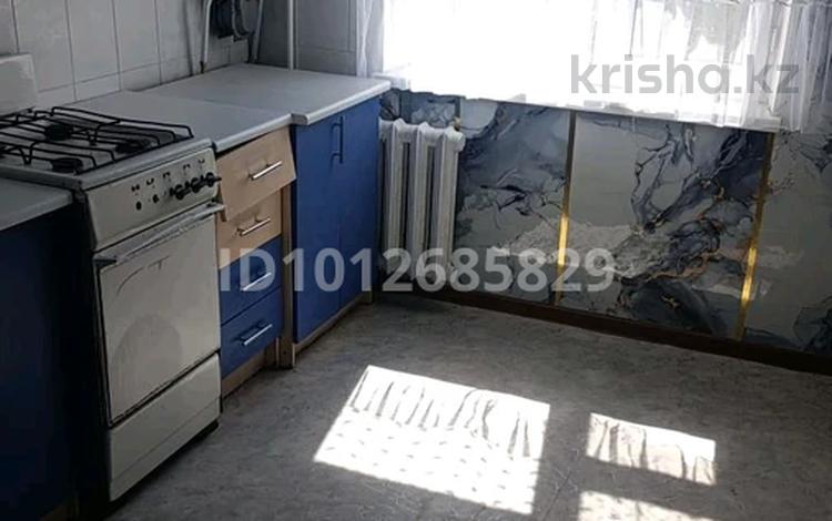 3-комнатная квартира · 64 м² · 4/5 этаж, мкр Карасу, Қарасу ш/а. 3 за 100 000 ₸ в Таразе — фото 2