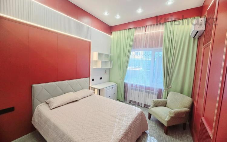 1-бөлмелі пәтер · 80 м² · 1/14 қабат, Гагарина 277/7, бағасы: 79 млн ₸ в Алматы, Бостандыкский р-н — фото 2