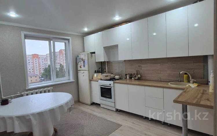 3-комнатная квартира · 67 м² · 6/9 этаж, мкр 12 за 25.5 млн ₸ в Актобе — фото 2