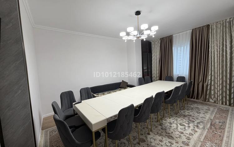 2-комнатная квартира · 79.7 м² · 8/17 этаж, Бейсекбаева 2 — Иманова 80м2 полноценная 2 ком за 36 млн ₸ в Астане, р-н Байконур — фото 2