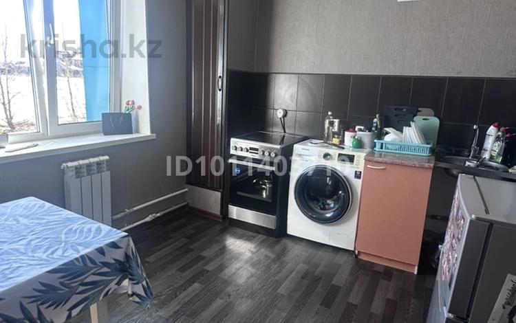 2-комнатная квартира · 63.3 м² · 1/5 этаж, 6 микрорайон 13 — Школа №11, Мечеть, супермаркет Казахстан за 11 млн ₸ в Риддере — фото 2