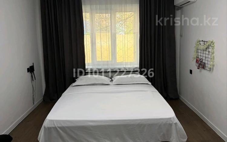 2-бөлмелі пәтер · 40 м² · 1/5 қабат, Казыбек би 114 — ул. Абая,Толе би, бағасы: 12 000 〒 в Таразе — фото 2